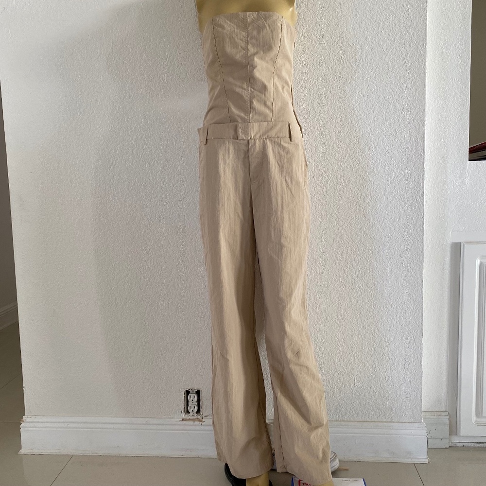 Zara Jumpsuit size Medium-212